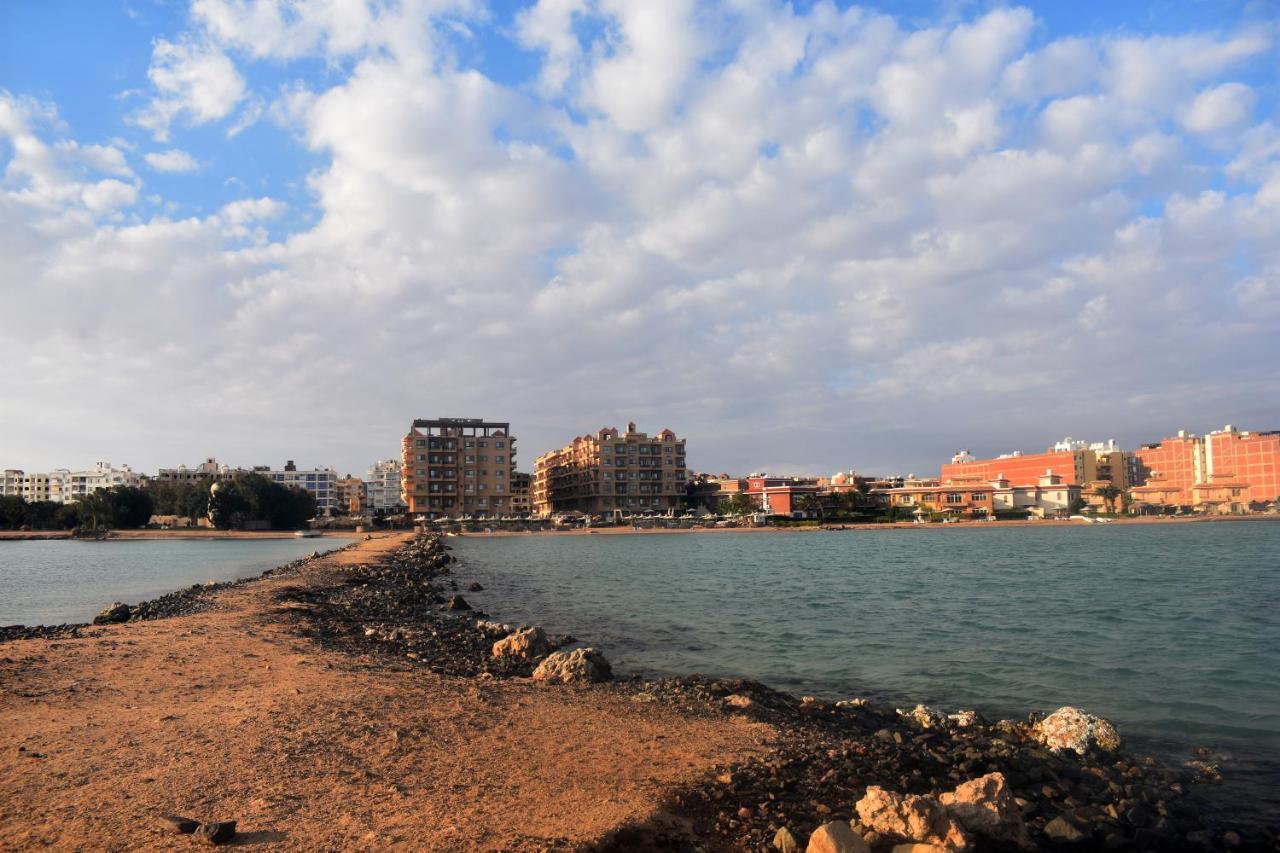 Ok Holiday Homes At Turtles Beach D1.3 .9 Hurghada Exterior photo